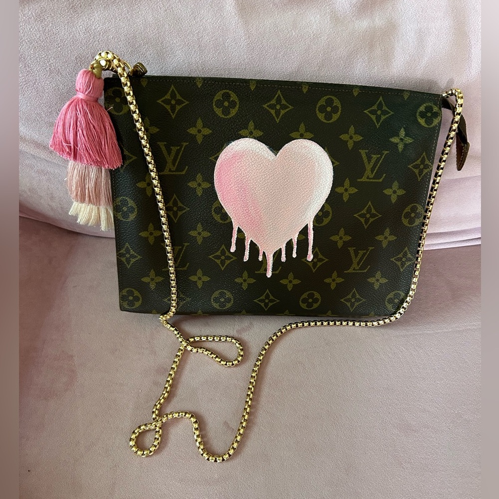 Louis Vuitton Monogram Pouch 26 Crossbody with Artwork